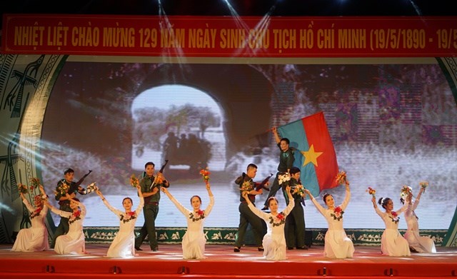 Bế mạc Liên hoan tuyên truyền lưu động “Trường Sơn- Con đường huyền thoại” - ảnh 6