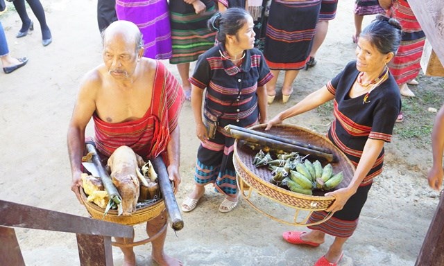 Lập hồ sơ trình Bộ VHTTDL công nhận lễ hội Aza là di sản văn hóa phi vật thể quốc gia - ảnh 6