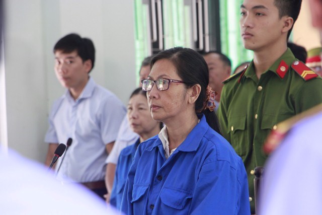 "Nữ quái" lừa chạy việc ở các tỉnh miền Trung lãnh án thêm 17 năm tù - ảnh 1