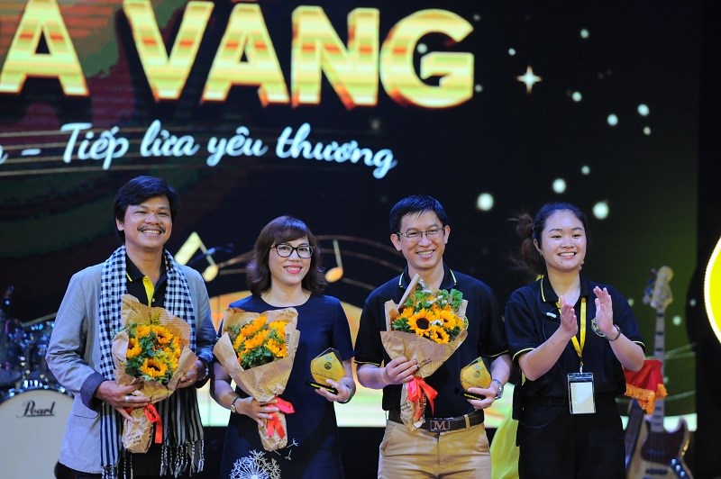 Chung kết “Song ca Vàng” - Hội tụ và bùng nổ cảm xúc - ảnh 6
