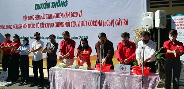 Tuyên truyền hiến máu tình nguyện hỗ trợ phòng, chống dịch corona - ảnh 2
