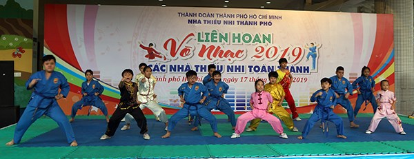 Trên 1.300 thiếu nhi tham dự Liên hoan Múa nghệ thuật và Võ nhạc - ảnh 2