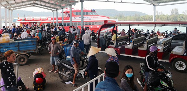 Kiên Giang: Tạm dừng các hoạt động vận chuyển du khách và vui chơi, giải trí - ảnh 1