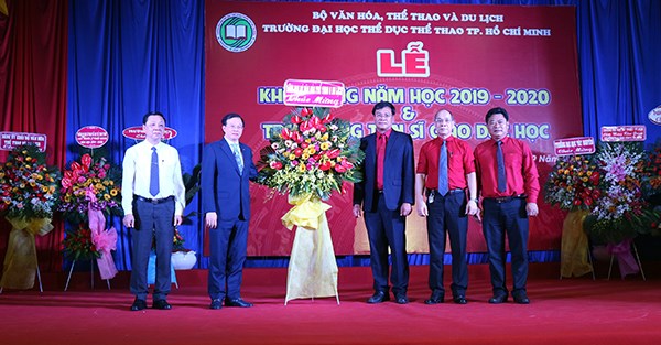 Trường ĐH Thể dục thể thao TP.HCM khai giảng năm học mới - ảnh 1