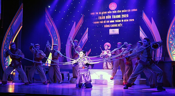 Trao giải “Tài năng diễn viên sân khấu Cải lương Trần Hữu Trang - 2020”: Nhiều bộ huy chương sẽ không có chủ nhân? - ảnh 7