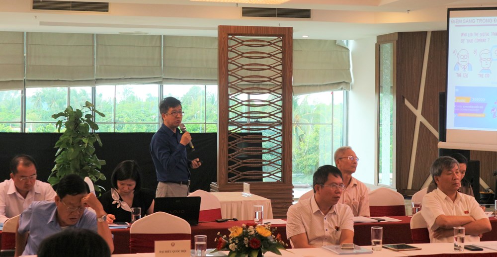 Diễn đàn tình hình kinh tế - xã hội Việt Nam 9 tháng năm 2020 và một số giải pháp - ảnh 3