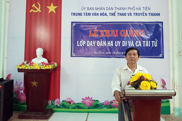 Khai giảng lớp dạy đàn Hạ Uy Di và ca tài tử 2020 - ảnh 1