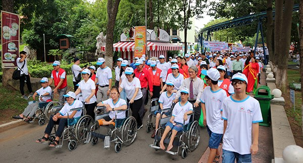 TP.HCM: Hơn 5.000 người đi bộ vì nạn nhân chất độc da cam và người khuyết tật nghèo - ảnh 1
