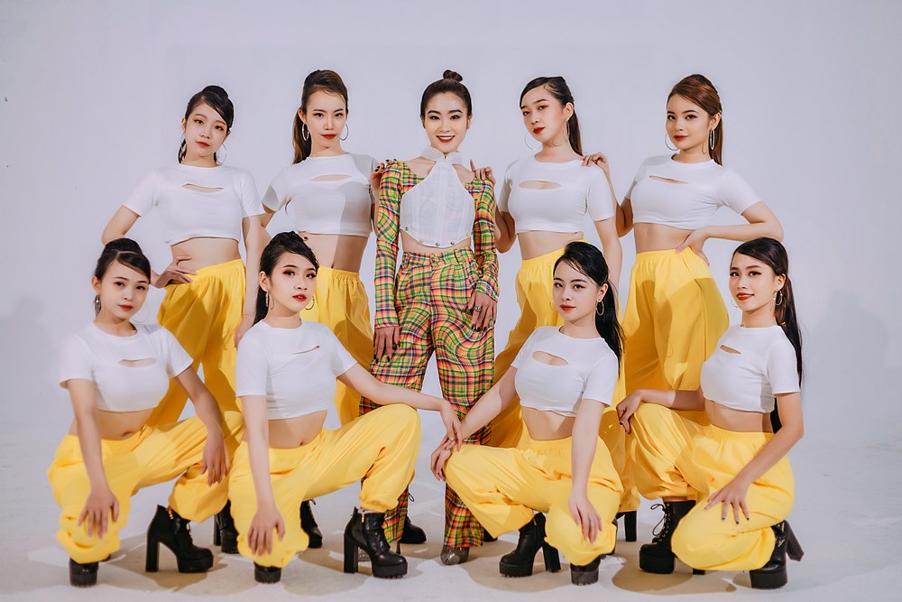 MV Son - đưa âm nhạc dân gian đến gần hơn với người trẻ - ảnh 2