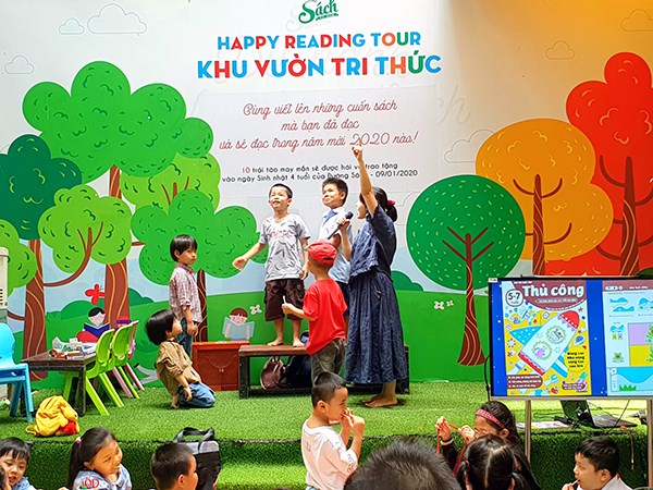 "Gia đình yêu thương - Đồng hành cùng con qua từng trang sách nhỏ" - ảnh 1