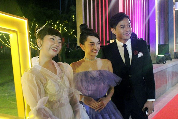 Khai mạc LHP Việt Nam lần thứ XXI: Nhiều nghệ sĩ trẻ tham gia chương trình - ảnh 11