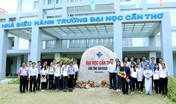 Trường ĐH Cần Thơ gọi sinh viên học tập trung từ 16.3 - ảnh 1