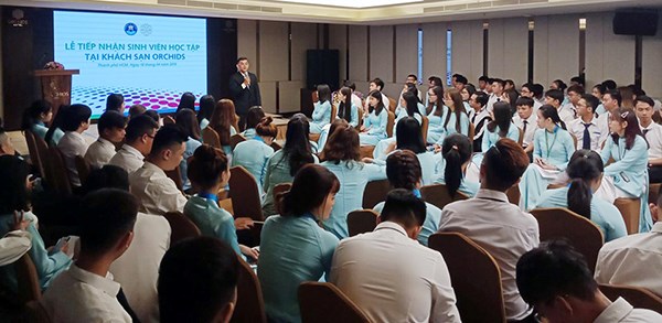 Sinh viên các chuyên ngành Du lịch thực hiện học kỳ 3 tháng tại doanh nghiệp - ảnh 1