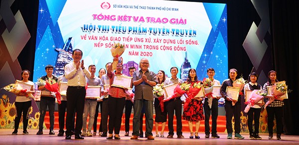Trao giải hội thi tiểu phẩm về văn hóa ứng xử, xây dựng nếp sống văn minh trong cộng đồng - ảnh 4