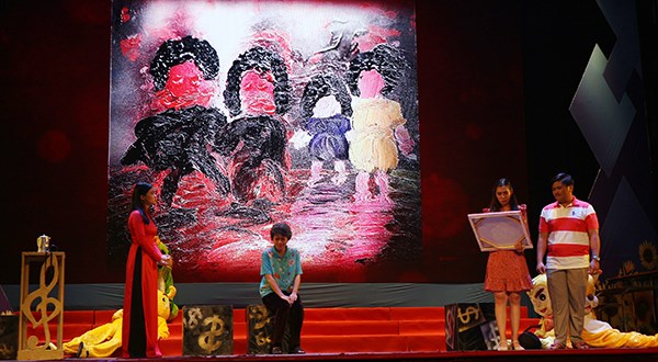 Trao giải hội thi tiểu phẩm về văn hóa ứng xử, xây dựng nếp sống văn minh trong cộng đồng - ảnh 2