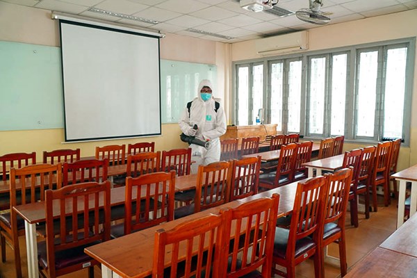 TP.HCM: Hàng loạt trường đại học tiếp tục cho sinh viên nghỉ từ 1-2 tuần - ảnh 1