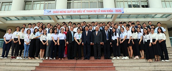 Hội nhập chỉ thành công khi chúng ta giữ gìn được bản sắc và bản lĩnh của dân tộc - ảnh 1