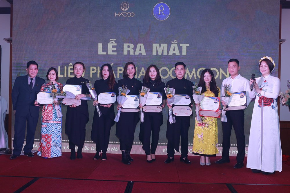 Hadoo Moon - liệu pháp làm thanh tú gương mặt mà không cần dao kéo - ảnh 1