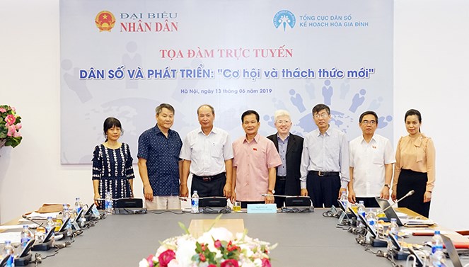 “Nếu không đi trước đón đầu, nhất định công tác dân số sẽ có vấn đề!” - ảnh 1