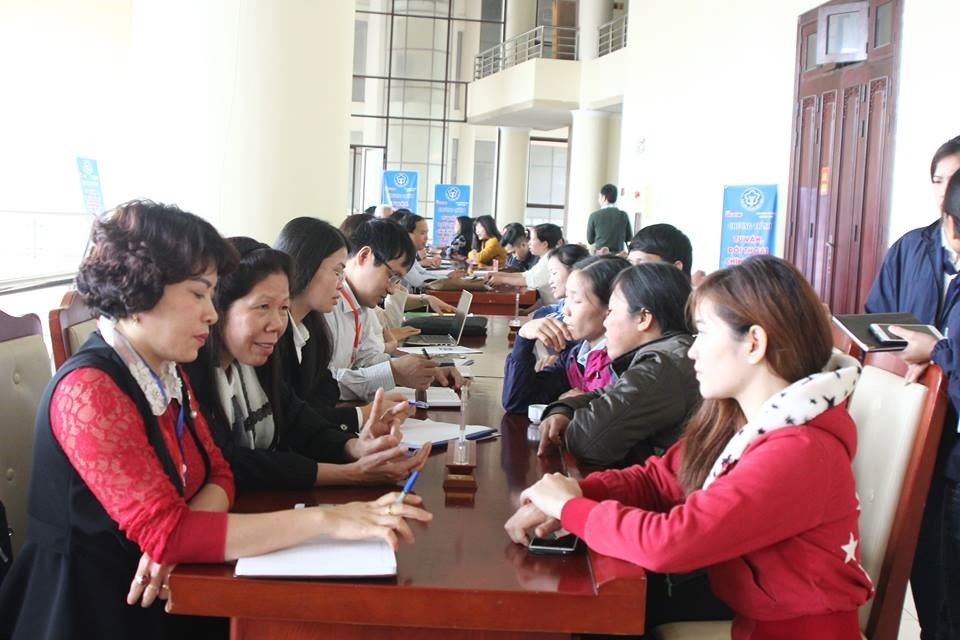 Hơn 1.000 công nhân được giải đáp chính sách pháp luật về BHXH, BHYT - ảnh 2