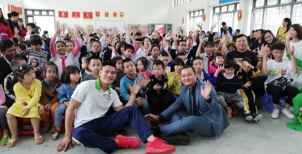 Herbalife hỗ trợ dinh dưỡng cho học sinh Trường PTCS Xã Đàn - ảnh 2