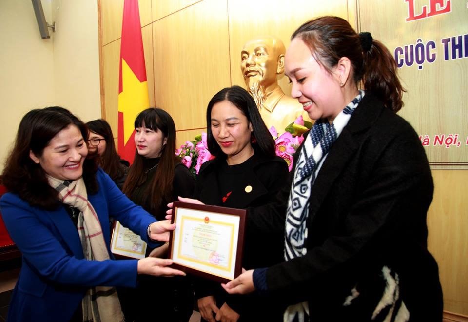 Trao giải cuộc thi viết về bình đẳng giới năm 2018 - ảnh 1