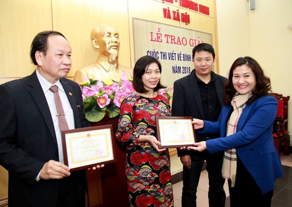 Trao giải cuộc thi viết về bình đẳng giới năm 2018 - ảnh 2