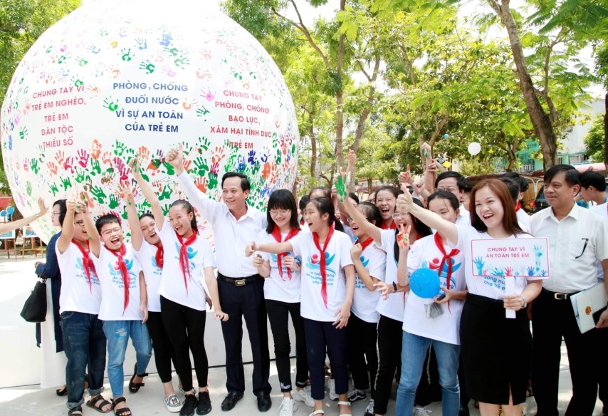 Phải hiểu câu “Yêu cho roi cho vọt” đúng với ý nghĩa của thời đại - ảnh 2