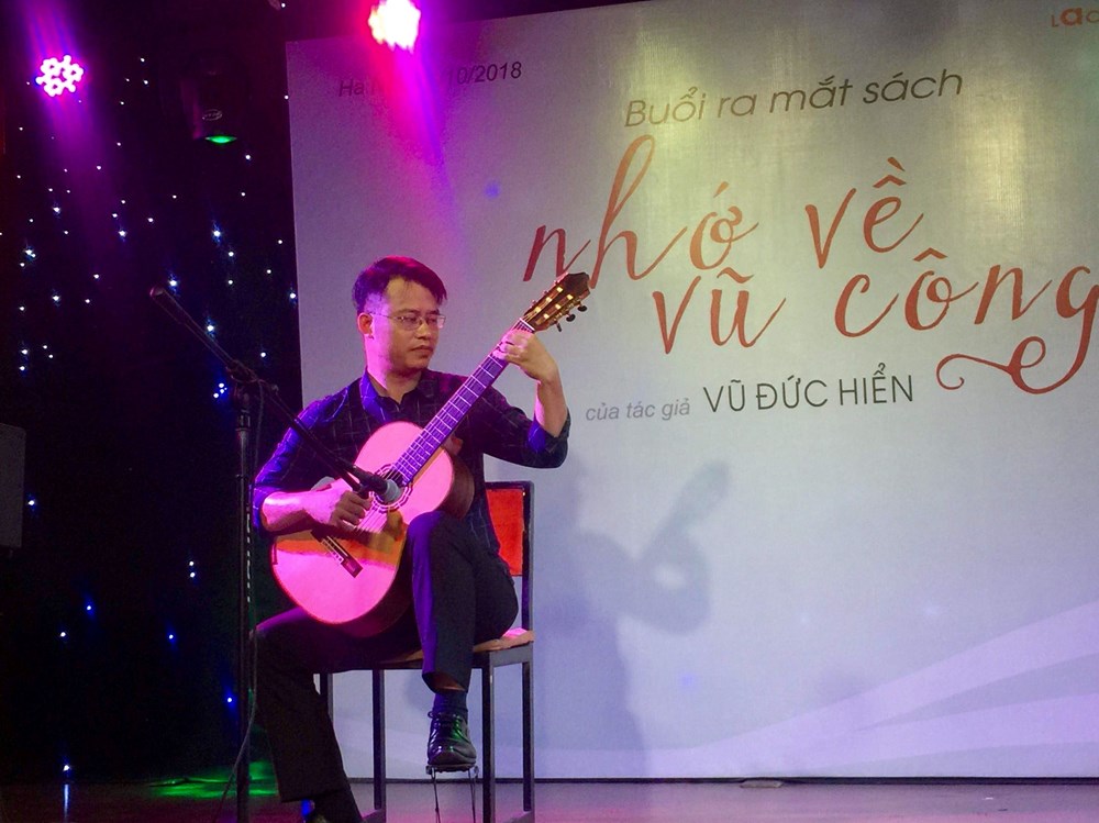 Thêm 30 ca khúc được chuyển soạn và sáng tác riêng cho guitar độc tấu - ảnh 1