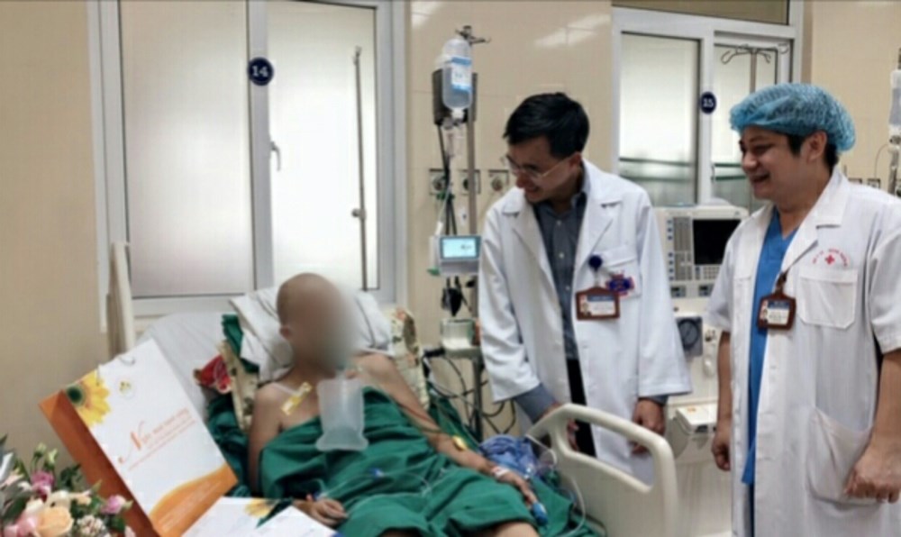 Mẹ ung thư vú sinh con: Sức khỏe của bé thế nào sau hai ngày tuổi? - ảnh 3