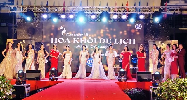 Khánh Hòa: Sinh viên Đặng Thị Sương dành danh hiệu hoa khôi du lịch - ảnh 2