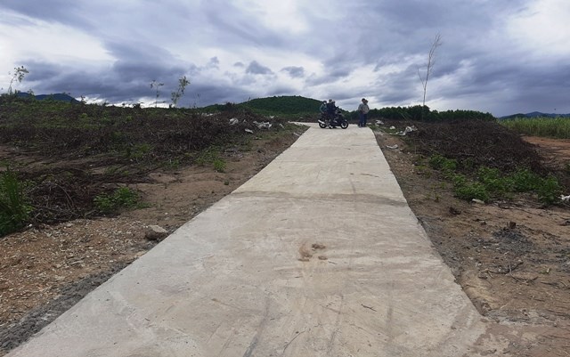 Khánh Hiệp (Khánh Hòa):  Cần tháo dỡ công trình đường trái phép ảnh hưởng vùng đồng bào dân tộc - ảnh 1