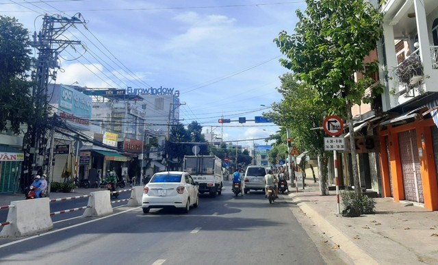 Khánh Hòa kiểm soát chặt người dân ra đường không cần thiết - ảnh 5