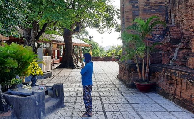Khánh Hòa: Tháp Bà Ponagar và dành thắng Hòn Chồng mở cửa đón du khách - ảnh 6
