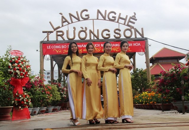 Khánh Hòa: Làng nghề Trường Sơn nơi lưu giữ không gian văn hóa xưa để phát triển du lịch - ảnh 1