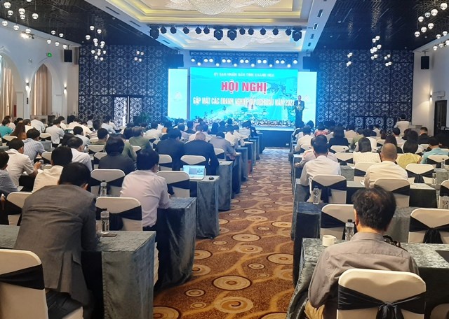 Khánh Hòa cam kết tạo điều kiện doanh nghiệp du lịch phát triển - ảnh 2