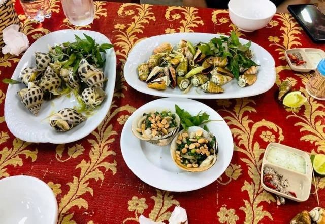 Khánh Hòa: Sẽ kiểm tra nhà hàng bị khách “tố” bán ốc hương 1,8 triệu đồng/kg - ảnh 1
