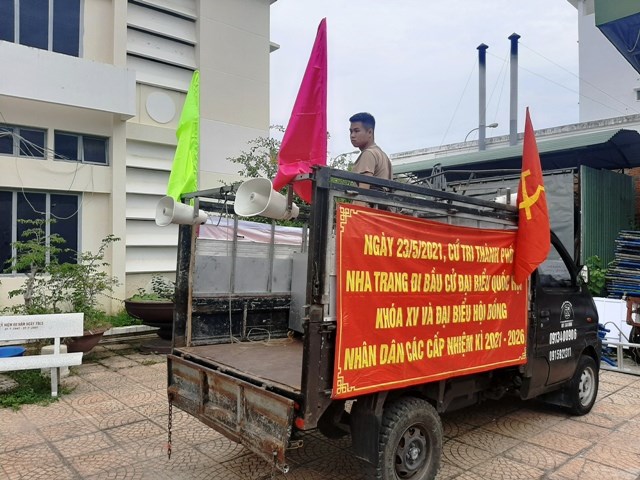 Khánh Hòa: Người dân nô nức đi bỏ phiếu bầu cử - ảnh 4