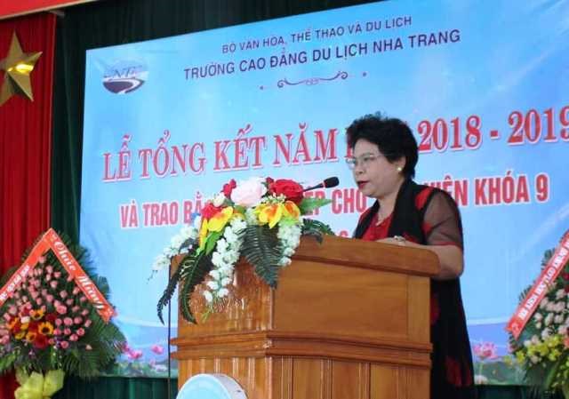 Khánh Hòa: 465 sinh viên Trường Cao đẳng Du lịch Nha Trang nhận bằng tốt nghiệp - ảnh 1