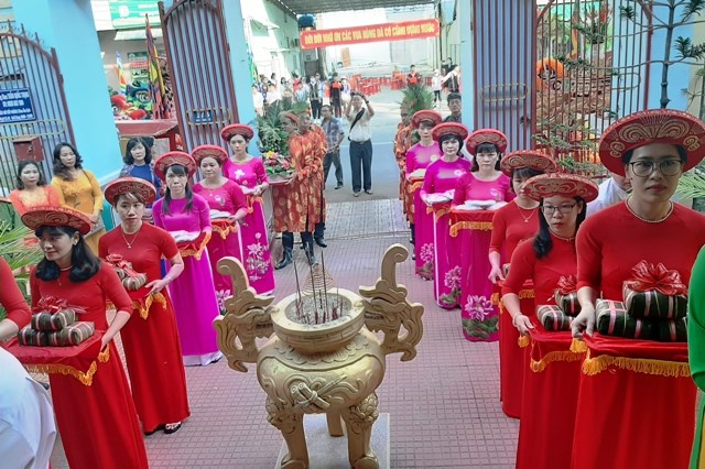 Dâng hương tưởng nhớ các Vua Hùng tại Khánh Hoà - ảnh 2