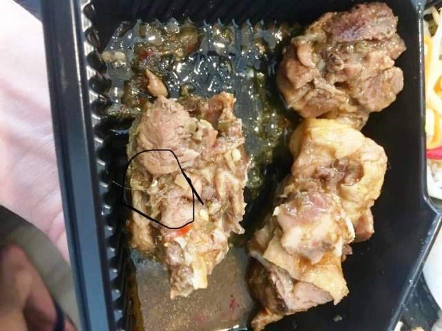 Khánh Hòa: Dừng chế biến thức ăn tại khách sạn bị tố phục vụ món ăn có giòi - ảnh 2