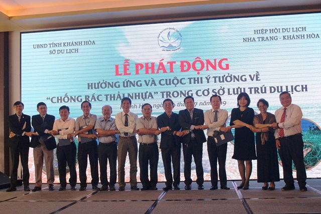 Khánh Hòa: Tích cực chống rác thải nhựa trong cơ sở lưu trú theo chỉ đạo của Thủ tướng Chính phủ - ảnh 2