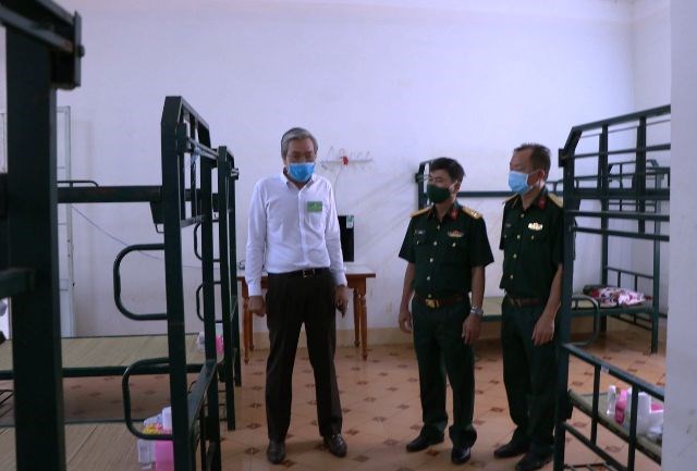 Ninh Thuận: 232 người trở về từ Malaysia được cách ly tập trung đều âm tính với Covid -19 - ảnh 1