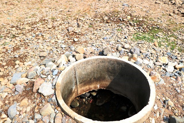Ninh Sơn (Ninh Thuận): Đồng bào Raglai vất vả lặn lội đường xa “cõng nước” chống hạn - ảnh 3