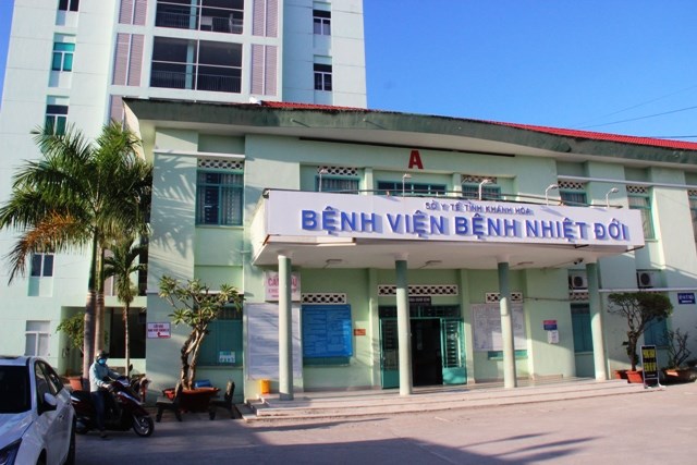 Khánh Hòa: Cách ly lập tức du học sinh nhiễm Covid -19 nhập cảnh tại sân bay Cam Ranh - ảnh 1