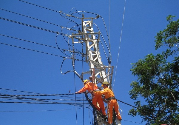 Khánh Hòa: Sản lượng điện tiêu thụ trong sinh hoạt của người dân tăng 20% - ảnh 2