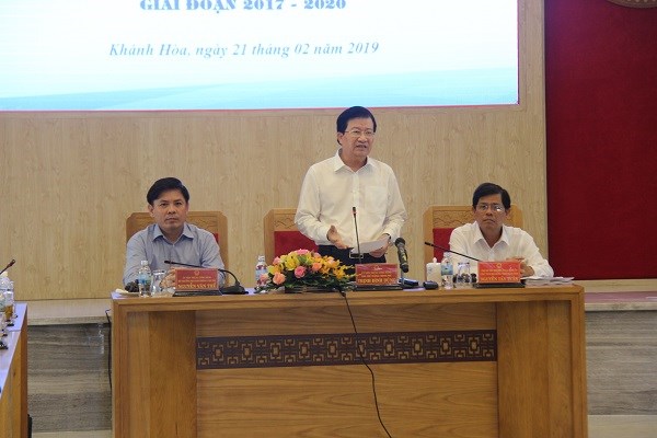 Phó Thủ tướng Trịnh Đình Dũng: “Phải làm đúng và triển khai nhanh các tuyến đường bộ cao tốc Bắc - Nam” - ảnh 1