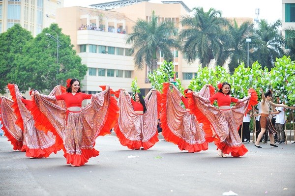 Sôi động Lễ hội đường phố Buôn Ma Thuột - ảnh 8