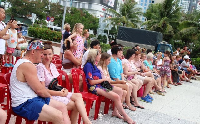 Khánh Hòa: Thu hút khách du lịch bằng văn hóa truyền thống - ảnh 4