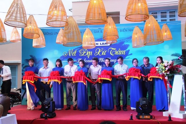 Khánh Hòa: Triển lãm hơn 1.000 hiện vật “Nét đẹp xứ Trầm” - ảnh 1